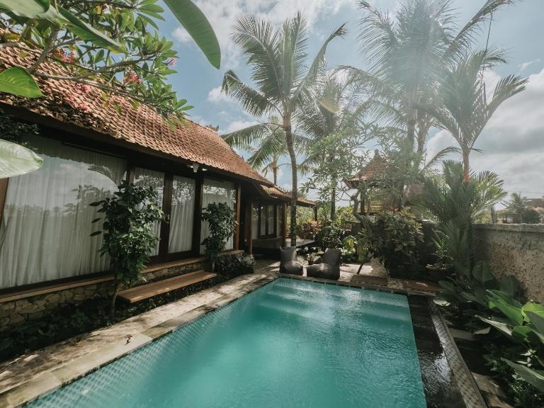 Coconut Gold Villa Ubud - Bed and Breakfast Ubud