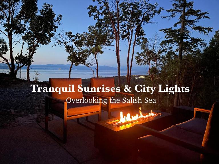 Mountain Suite - Ocean View Fire Pit - Fully Equipped Kitchen - WD - Bed and Breakfast Nanaimo
