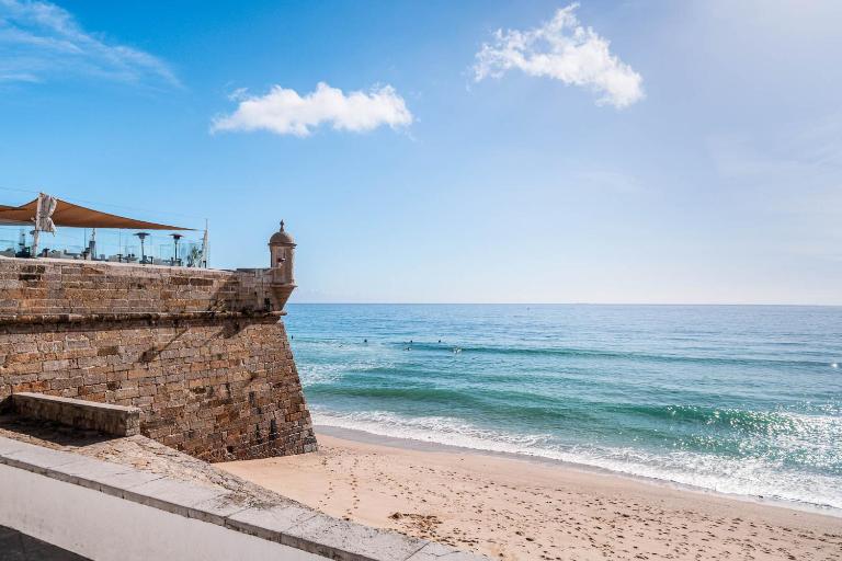 NEW! Apartment 2 min from Sesimbra Beach - B&B Sesimbra