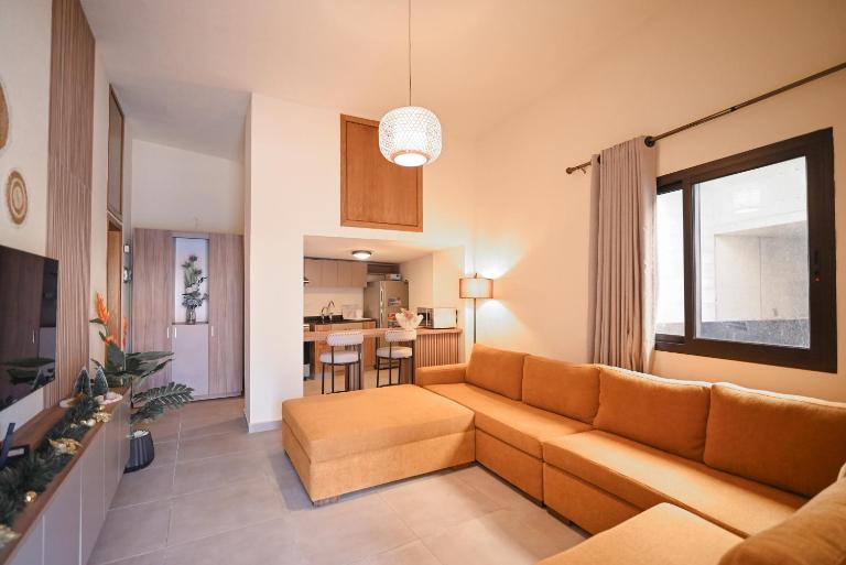 Sands Guesthouse Studio G03 With Sofa Bed- Batroun - B&B Batroûn