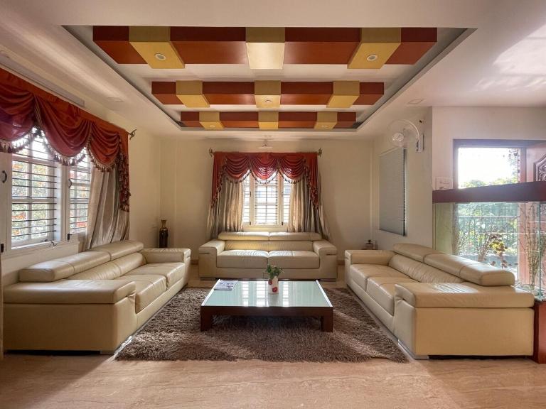 Luxury 3BHK near Mall of Asia close to Airport Road - B&B Bengaluru