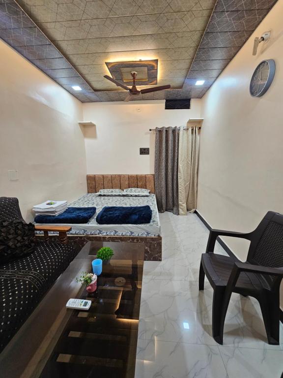 Shri Mahakaleshwar Homestay - Ferienwohnung Ujjain