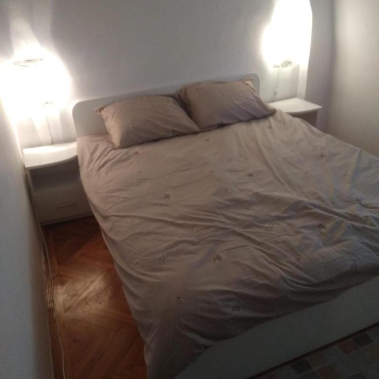 Apartament centru 2 camere - B&B Craiova