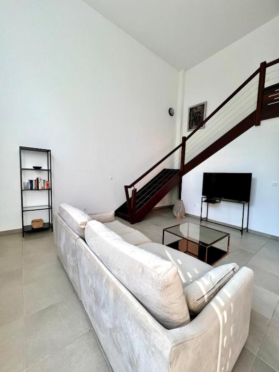 Duplex 2 bedrooms 2 bathrooms with pool near airport - B&B Rémire