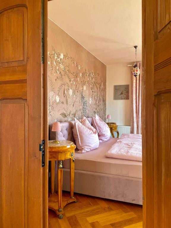 Luxus-Ferienwohnung in der Sternkopf-Engel-Villa - Bed and Breakfast Oederan