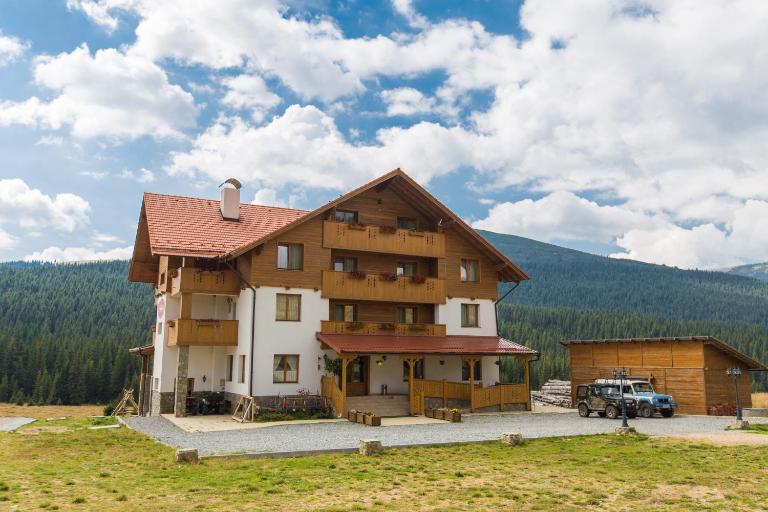Pensiunea Sureanu - Ferienwohnung Tău Bistra