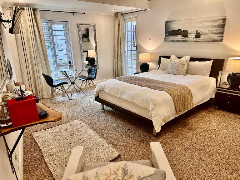 The Morningside residence - spacious deluxe room - B&B Johannesburg