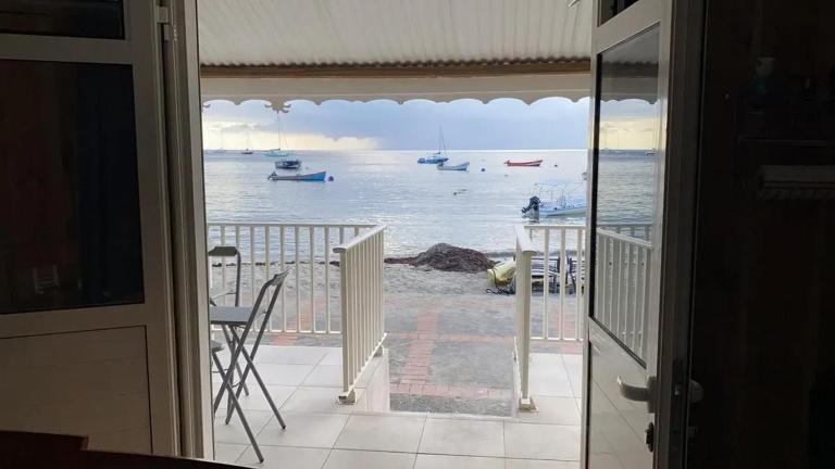 Appartement avec vue sur la mer à Les Anses-d'Arlet - B&B Les Anses-d'Arlet