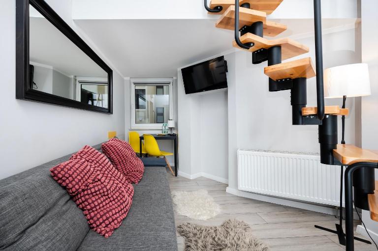 Manufaktura Residence Studios by BookingHost - B&B Lodz