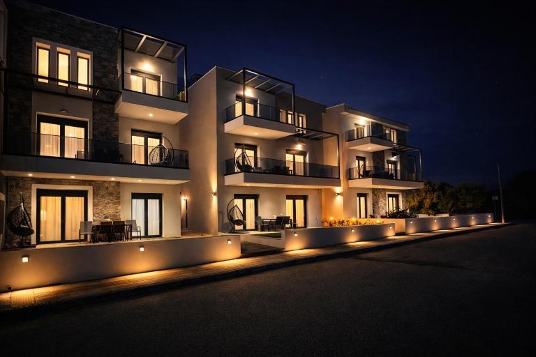 Hasi Suites Two Bedroom Duplex - Chambres d'hôtes Néa Moudhaniá