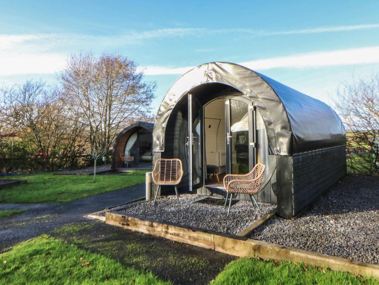 Glamping Pod 10 - Gower - B&B Swansea