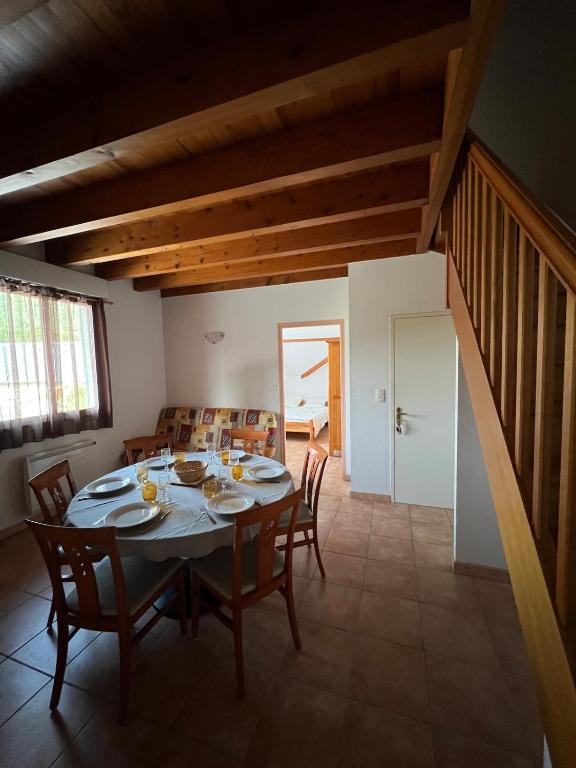 duplex appartement 6 à 8 personnes - B&B Guchan