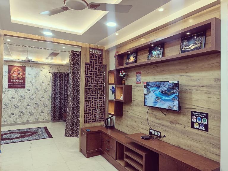 3 BHK near Varanasi Junction for Group Stay - B&B Varanasi