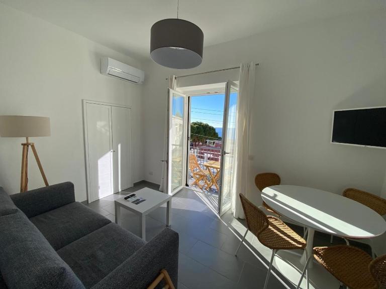 Capri Dolce Casa - B&B Ciudad de Capri