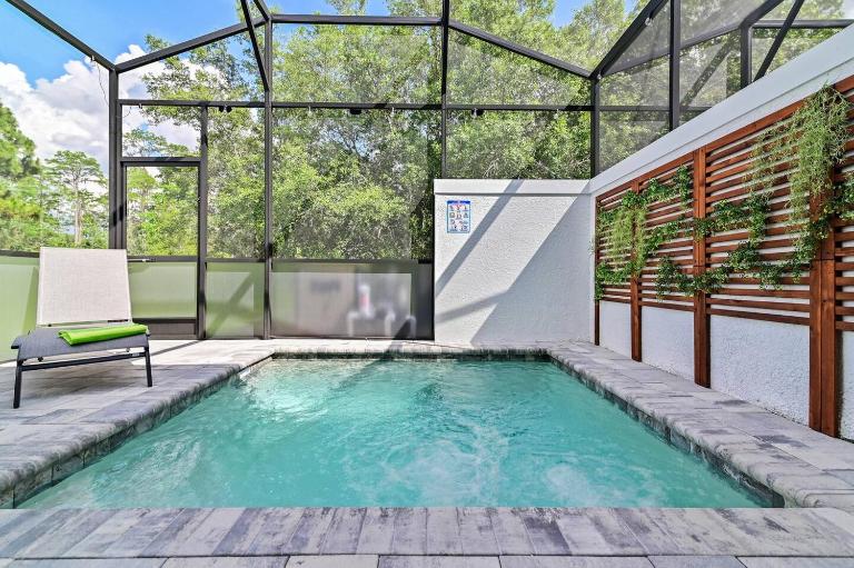 Look Out over Nature - Unique FRESH Corner Home - Chambres d'hôtes Orlando