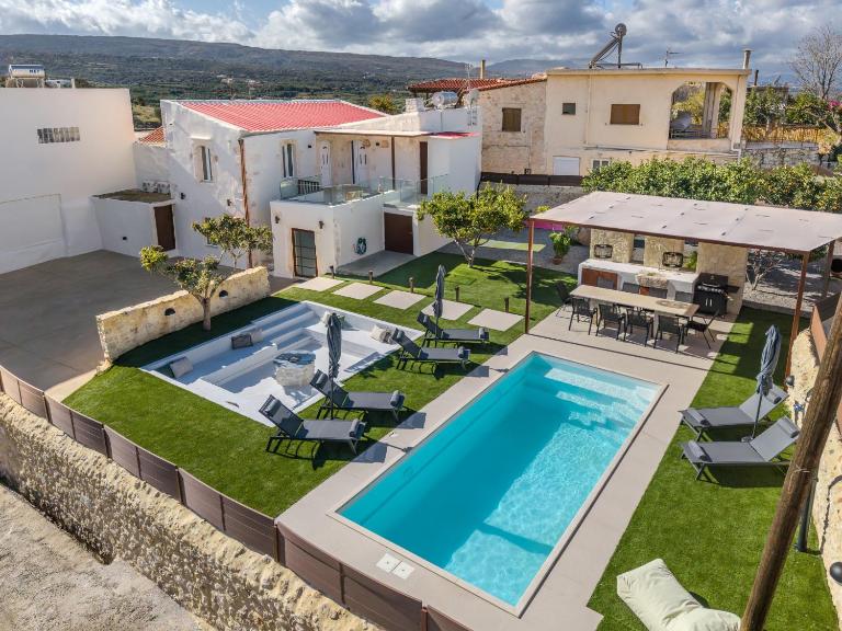 Villa Lithi Luxury Villa with Pool & Ping Pong - B&B Érfoi