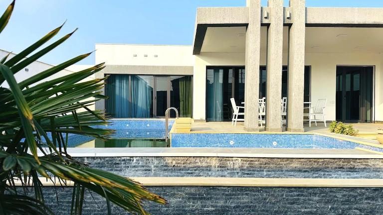 Sunny Villa Baku, best seaside - B&B Bakú