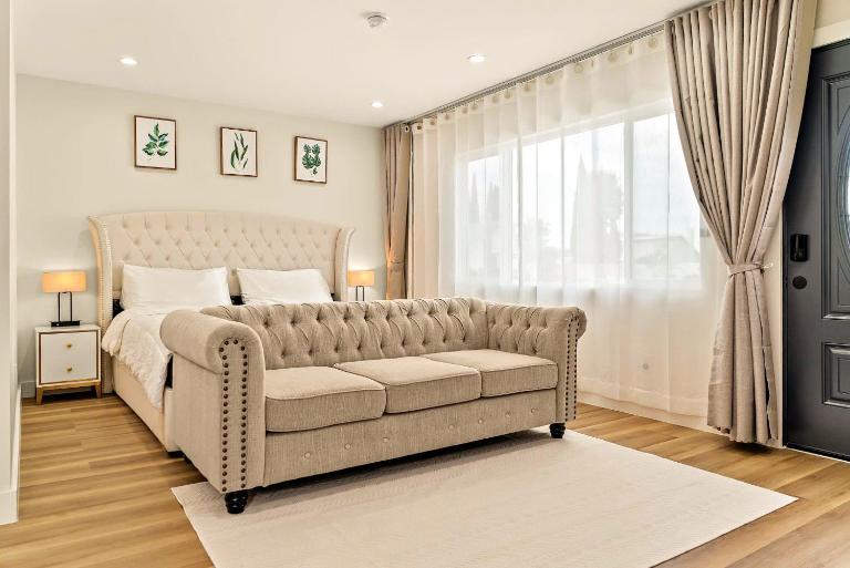 Lyn's Stay - Bed and Breakfast Westminster