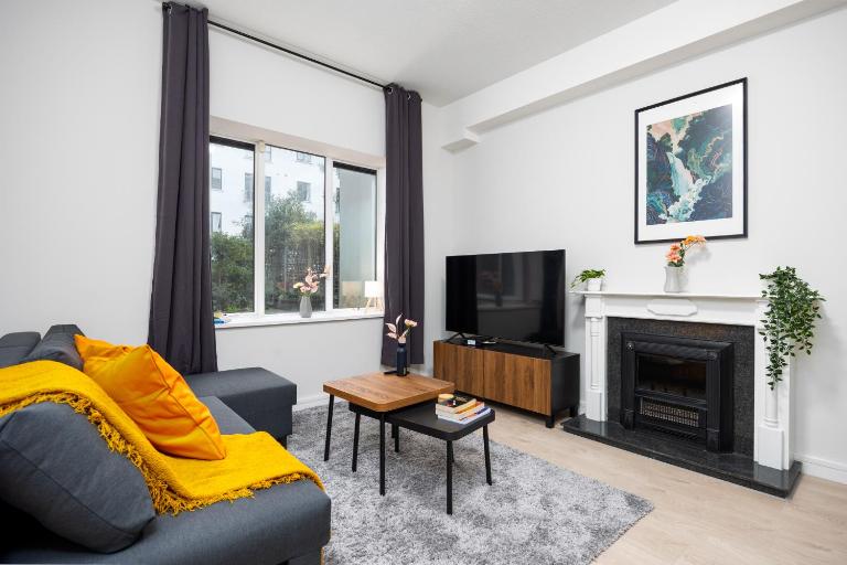 Central 2-Bedroom Flat Near Temple Bar and EPIC Museum - Chambres d'hôtes Dublin