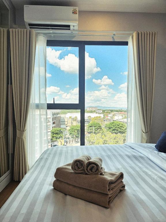 Chiang Mai 1-bed new condo, pool view - Bed and Breakfast Chiang Mai