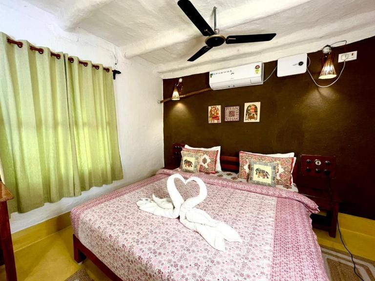 Vindhyavan Mud House - B&B Panna