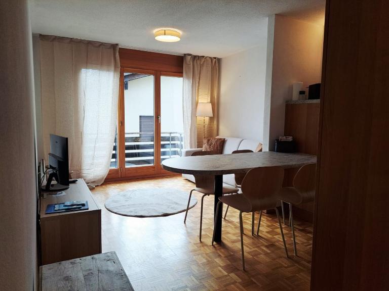 Sanbe Sky View by Quokka 360 - Mountain Apartment with Terrace - Ferienwohnung San Bernardino