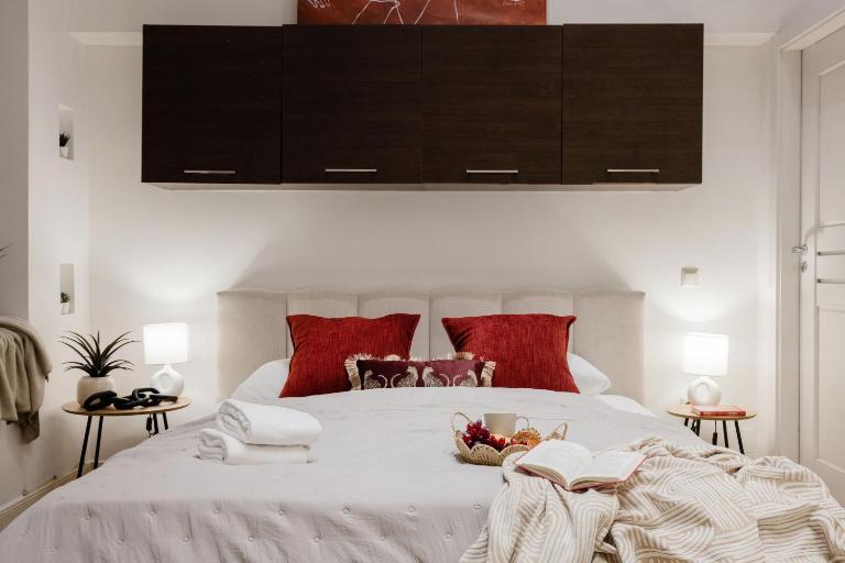 Prestige Danube Suite by Marriott & Fashion Street - B&B Budapest