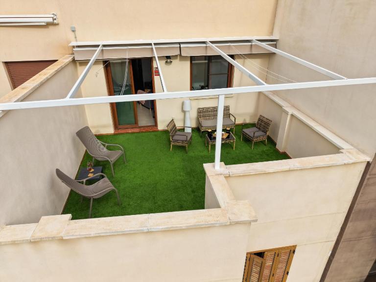Modern penthouse with TV 65, at the foot of the tram - Chambres d'hôtes Churra