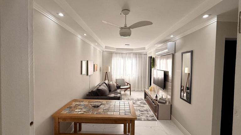 Apartamento lindo!! Reformado e mobiliário novo! - Ferienwohnung Guarujá