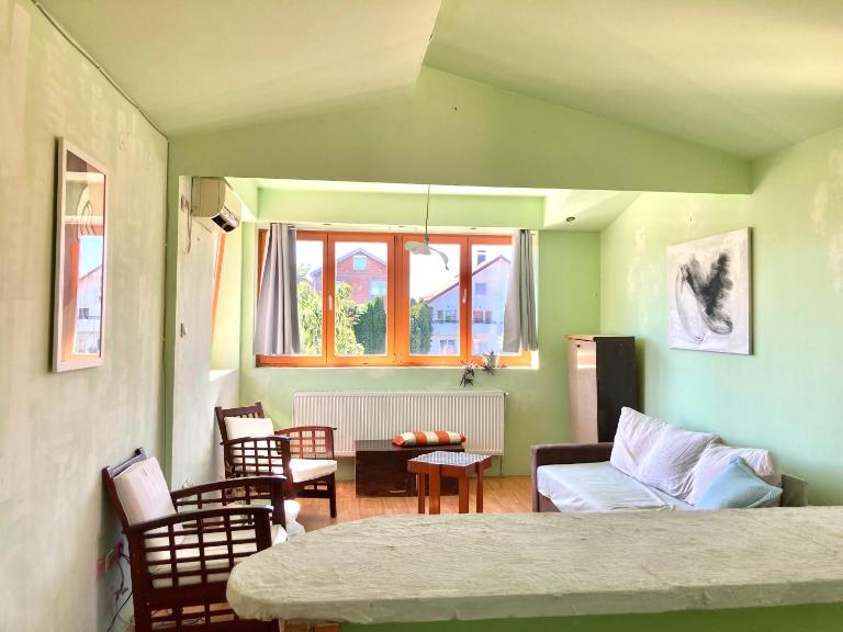 Artists Apartment - B&B Belgrade
