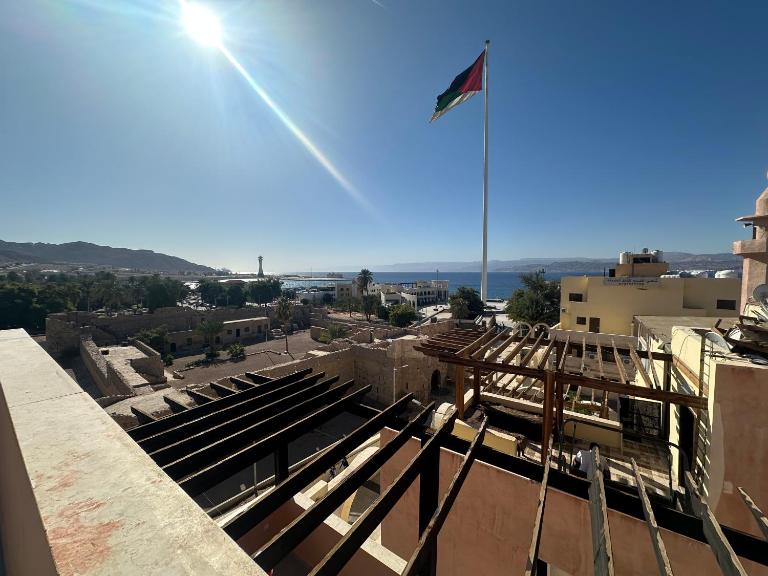 Happy Beach Castel for Apartment قلعة شاطئ السعادة للشقق المفروشة - Chambres d'hôtes Aqaba