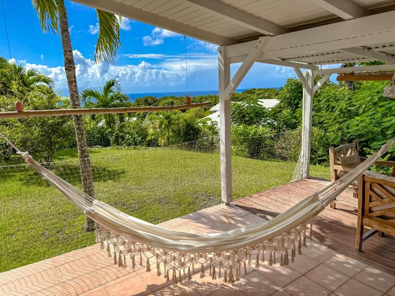 Gîte Bleu Caraïbes - Vue mer - B&B Grand-Bourg