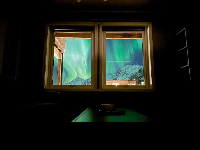 Ersfjord Villa Apt - Chambres d'hôtes Tromsø