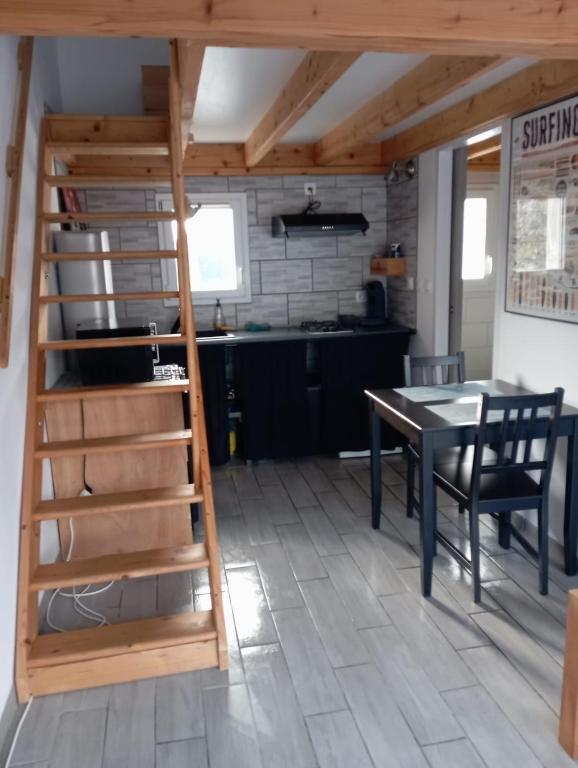 "Masca Surf Lodge" gîte indépendant - Ferienwohnung Vayres