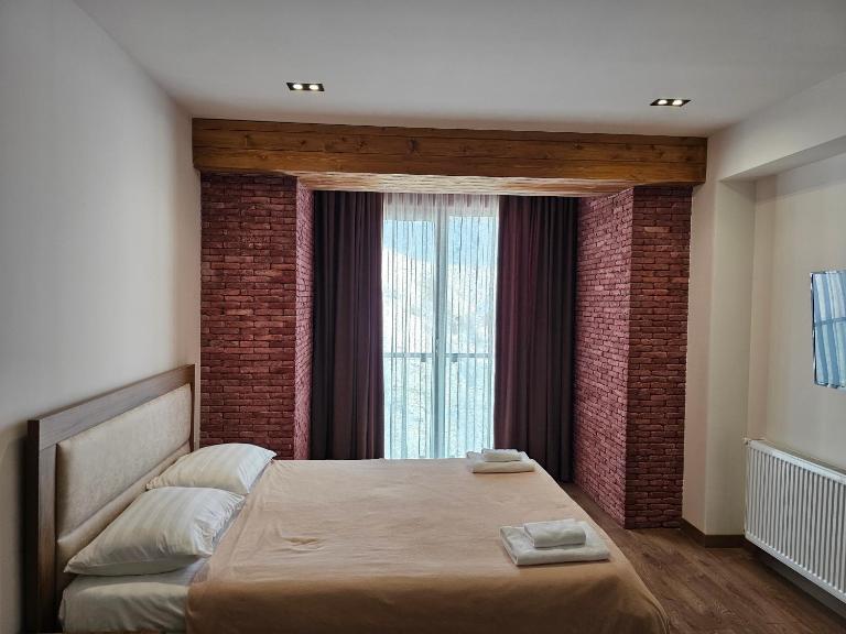 Evdo Apartments F4 wooden cozy studio - B&B Gudauri
