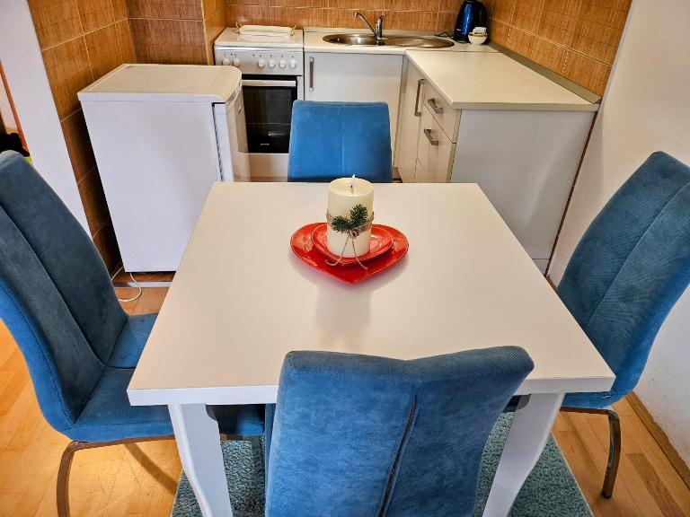 Apartman Dona - B&B Gradiska