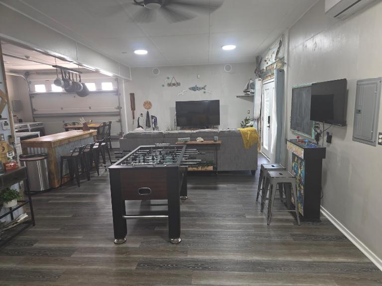 Hidden Gem Guest House - B&B Panama City Beach