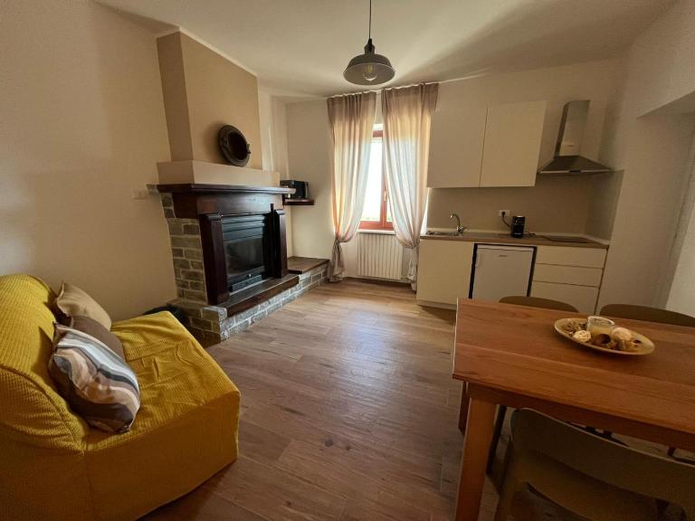 Cottage Il Voltigno - Ferienwohnung Civitella Casanova
