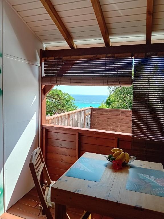 Studio vue mer avec cuisine et SDB - B&B Capesterre-de-Marie-Galante
