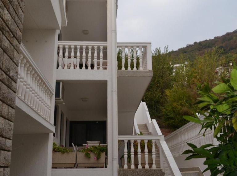 Guest House 4M Gregović - B&B Petrovac na Moru