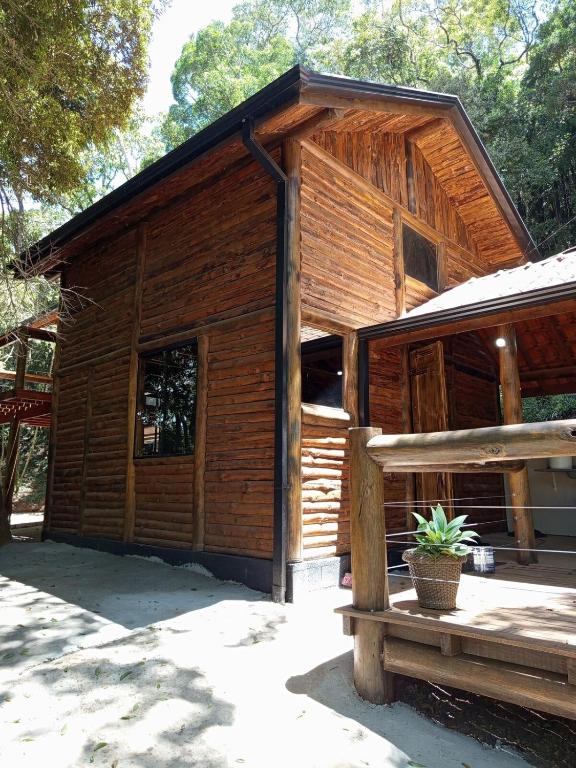 Cabana Forest Montana- Gonçalves MG - B&B Córrego do Bom Jesus
