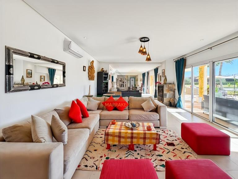 Exceptional Villa Private Pool - Ourika Road - Bed and Breakfast Marrakesh