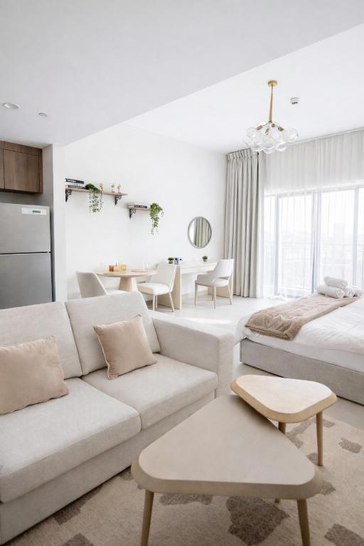 Golfside studio on Yas Island near F1 and Airport - Chambres d'hôtes Abou Dabi