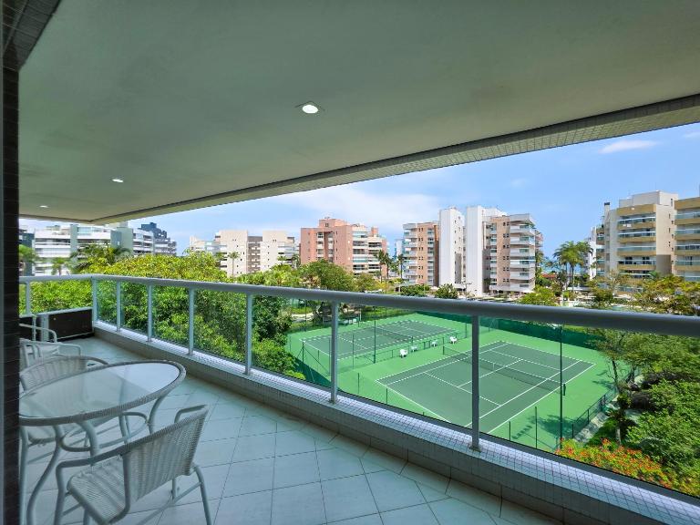 Residencial Ilha da Madeira - Apartamentos por temporada - B&B Bertioga