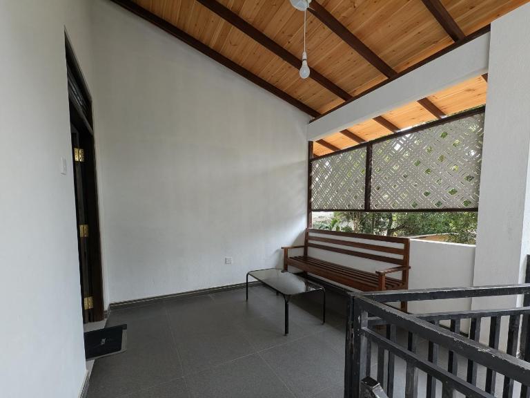CALMORA Home Stay - B&B Anuradhapura