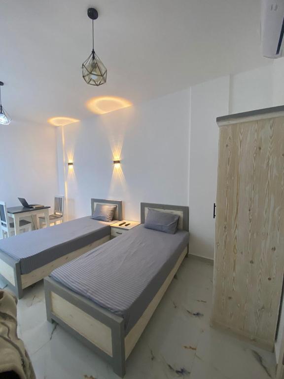 Sina Zaman - B&B Dahab