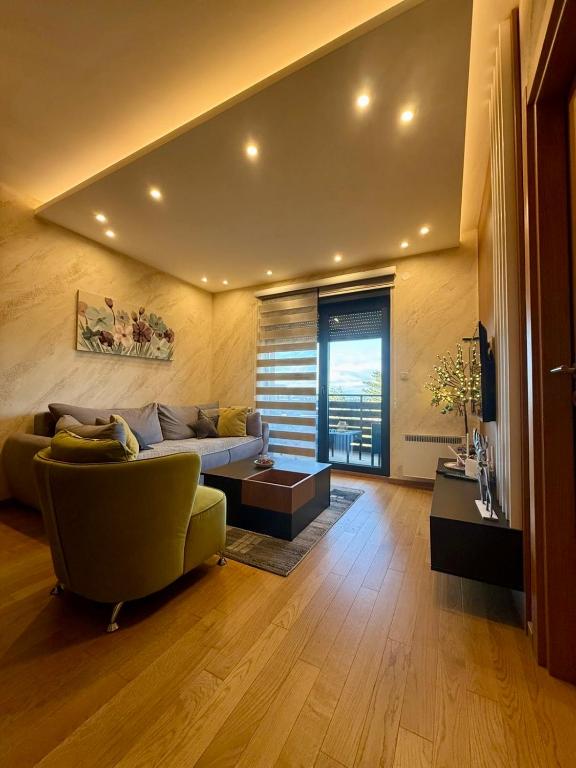 BalkanHill2 S37 Pekovic green - B&B Zlatibor