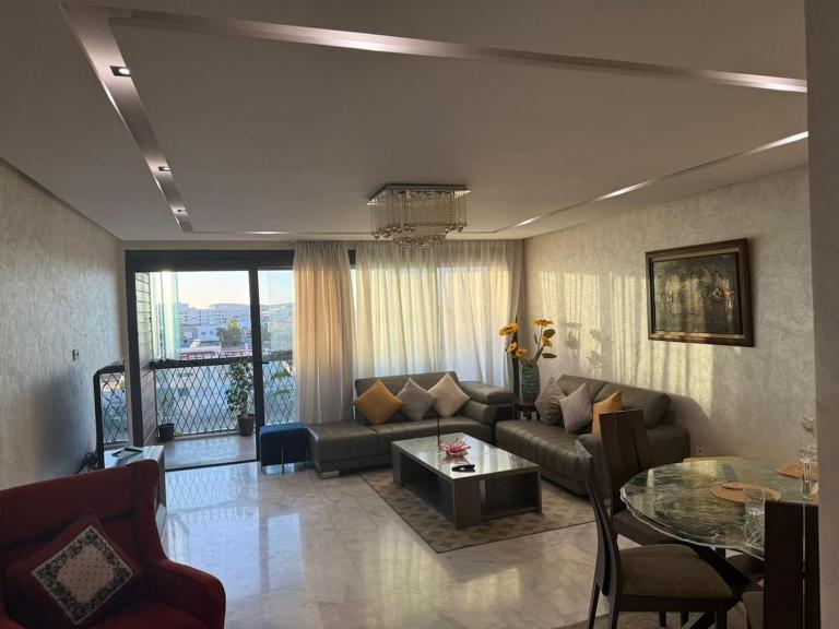 Luxurious Apartment in Hay Riad - B&B Rabat