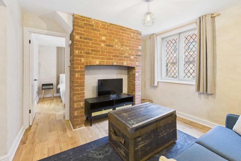 Heritage 1-Bed - Sleeps 3 - Gated Parking - Fast WiFi - Chambres d'hôtes Bedford