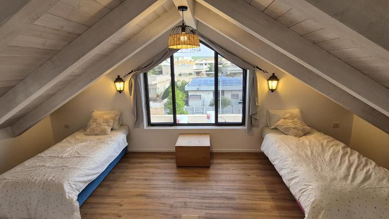 קיבוץ שדה נחום Green House - Bed and Breakfast Sde Naẖum